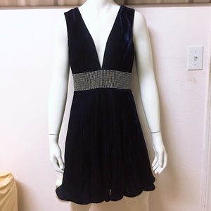 🆕🌟 NWOT Ark & Co. Blue Velvet Party Dress